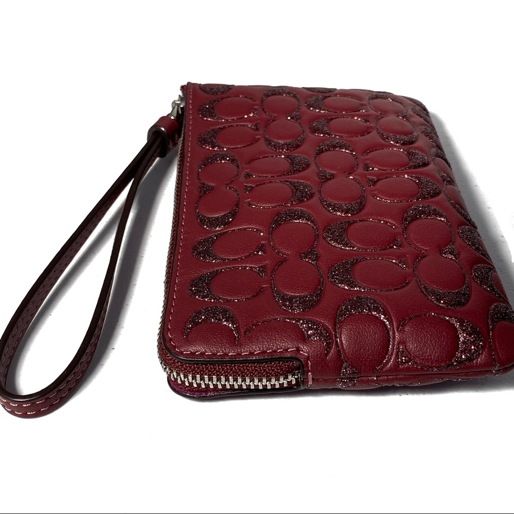 Boxed Corner Zip Wristlet In Signature Leather - Picture 6 of 13